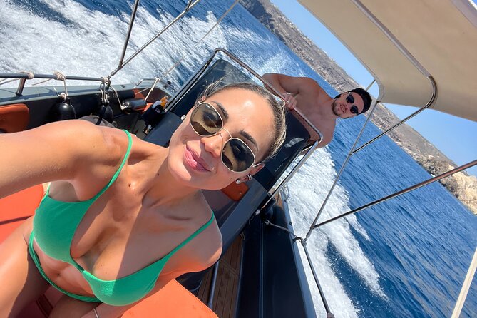 Private Cruise Luxury Self Drive Boat - Explore the best spots - Swimming stops and coastal gems: how to make the water time count
