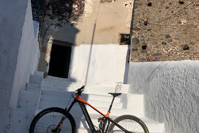 Private Electric Mountain Bike Experience and Tour in Santorini - Eros beach canyons: for riders who like a little challenge