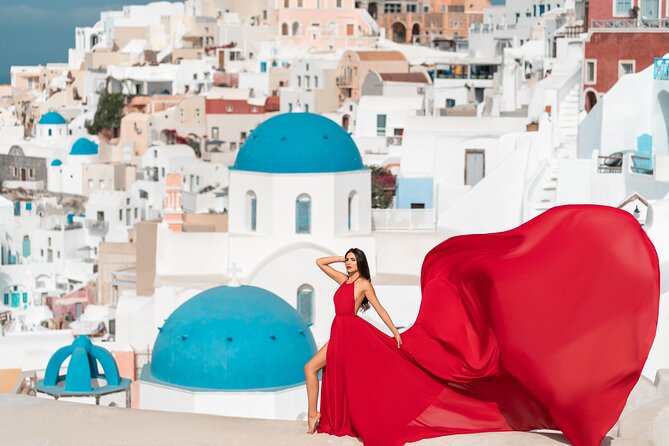 Private Flying Dress Photoshoot in Santorini - Dress, Posing Help, and Why the Results Get Praise