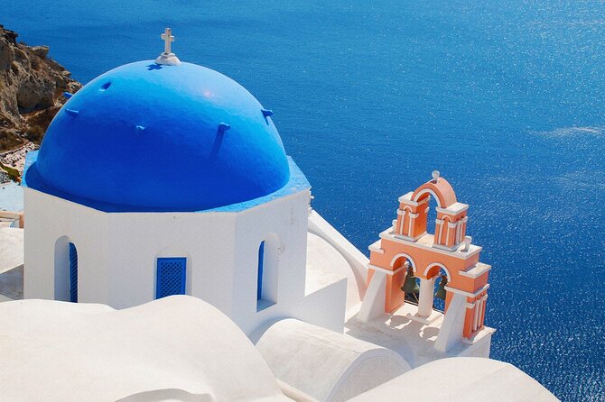 Private Half day - Best of Santorini and Wine Tasting tour - Oia: Caldera Views, Blue Domes, and Alley Time
