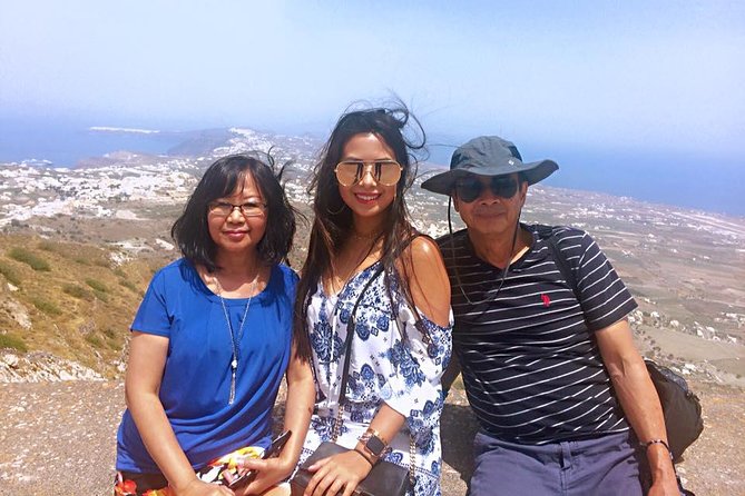 Private Half-Day Sightseeing Tour of Santorini - Firostefani quick stop: a smart first photo window