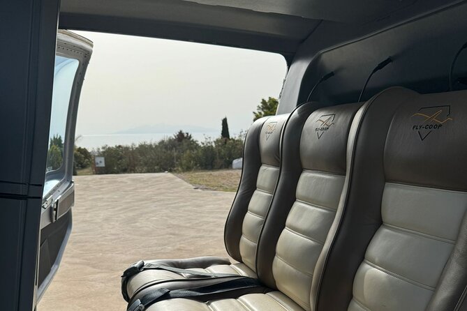 Private Helicopter Tour Santorini 30 minutes - up to 4 passengers - Price and value: what $1,419.51 per group really buys