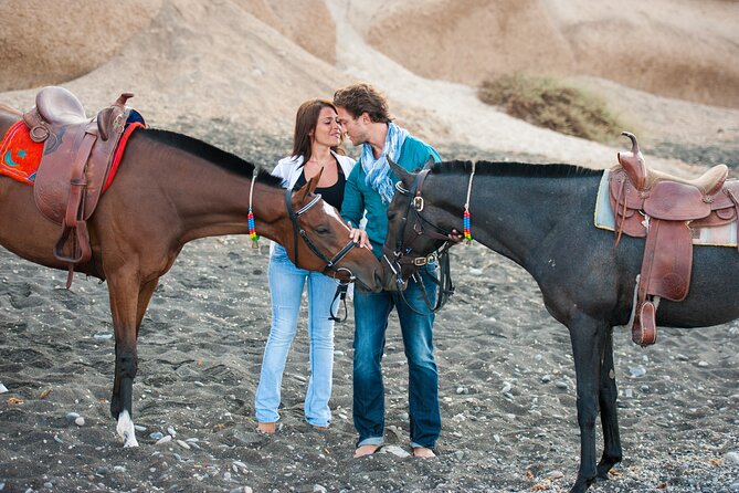 Private Horse Riding Experience in Santorini - Getting there and the dirt-road reality: planning without stress