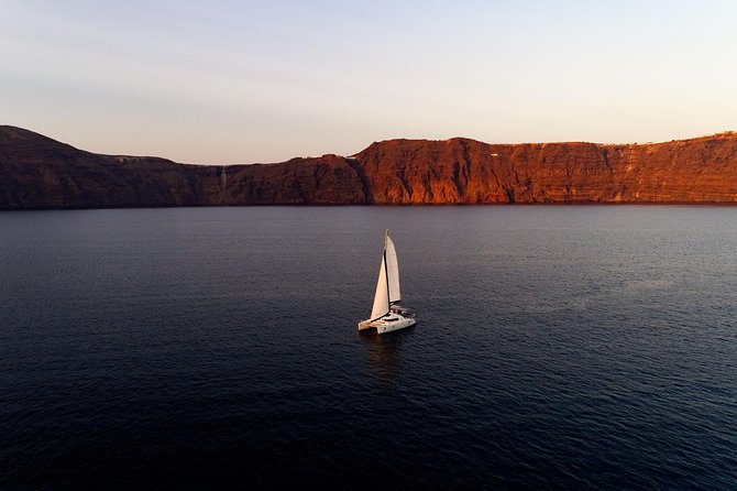 Private Luxury Caldera Cruise with a rich BBQ meal and Open Bar! - Price and value: what $577.97 per person buys (and what you should compare)