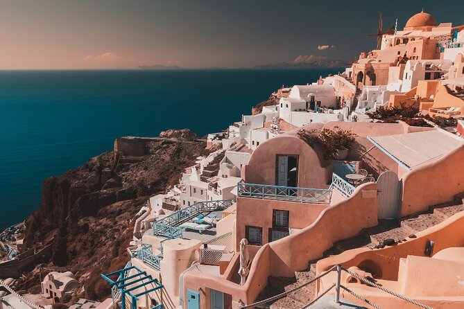 Private Santorini 4-Hours Tour : Oia, Megalochori & wine tasting - Venetsanos Winery tasting: cliffside views plus volcanic wine context