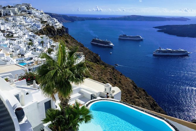 Private Santorini Day Tour & Native Driver - Stop 3: Oia for the cliffside postcard scene