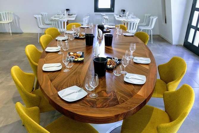 Private Santorini History and Wine Tasting 5-Hour Tour - Three wineries, three different tasting vibes