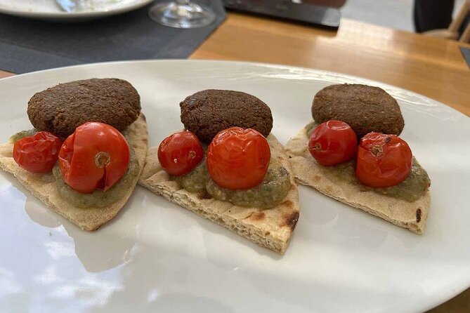 Private Santorini Wine Tour with 12 Wine Tastings and Dinner - The 12 Tastings: What You’re Actually Getting