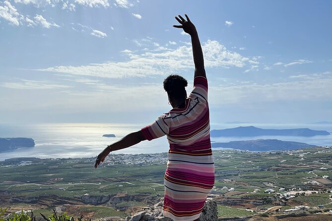 Private tour experience in Santorini island - What the private format and pickup really mean