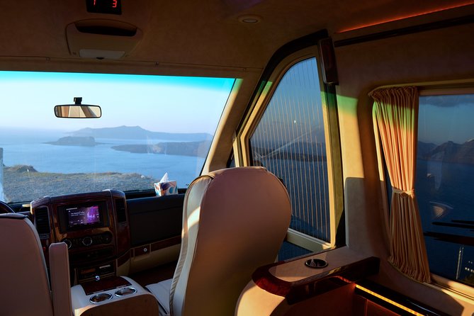 Private Transfer , from or to Santorini Airport / Port / Hotel - Where Your Driver Meets You in Santorini (JTR, Athinios Port, or Your Hotel)