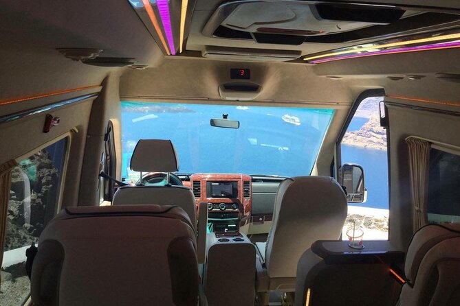 Private Transfer , from or to Santorini Airport / Port / Hotel - Timings That Matter: Your Arrival Time and Your Pickup Time