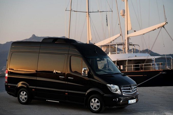 Private Transfer from Santorini Airport to Santorini - How to Make the Pickup Smooth (Without Stress)