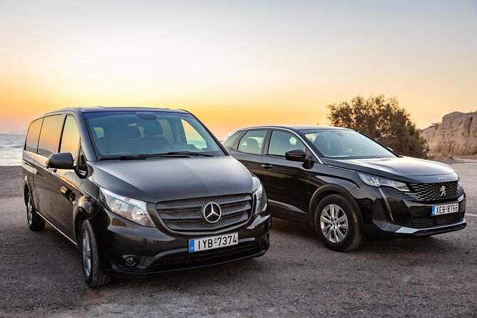 Private Transfer Santorini - On the road in a Mercedes Vito or Sprinter: comfort and safety
