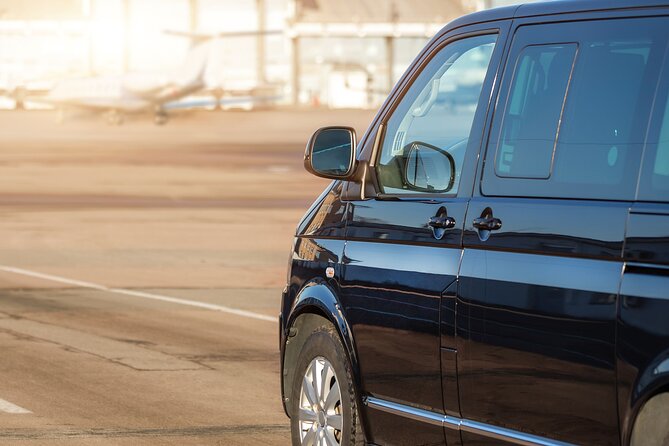 Private Transfers in Santorini Airport, Port and Hotels - Meet Your Driver: Airport, Port, and Hotel Pickup That Actually Fits Your Day