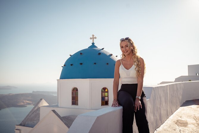 Private Walking Tour in Santorini with Personal Photographer - Logistics you’ll want to plan around (walking, transit, and mobile ticket)