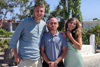 Private Wine Tour in 3 Wineries with 12 Wine Tastings and Tapas - Stop 1 in Exo Gonia: Art Space caves, wine history, and local art