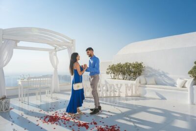 Proposal Photoshoot Santorini - How the hidden surprise timing actually plays out