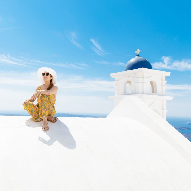 Proposal Photoshoot Santorini - What to expect on the day: emotions, direction, and moving through Oia