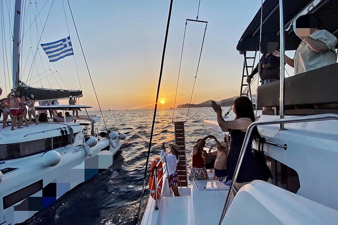 Sailing Cruise in Santorini With Fairwind - Thirassia: the meal, the swim, and that iconic viewpoint moment