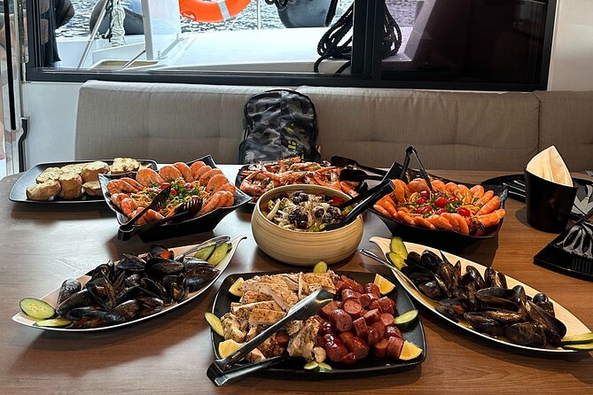 Sailing Cruise in Santorini With Fairwind - Food, WiFi, and crew: what actually makes this worth $82