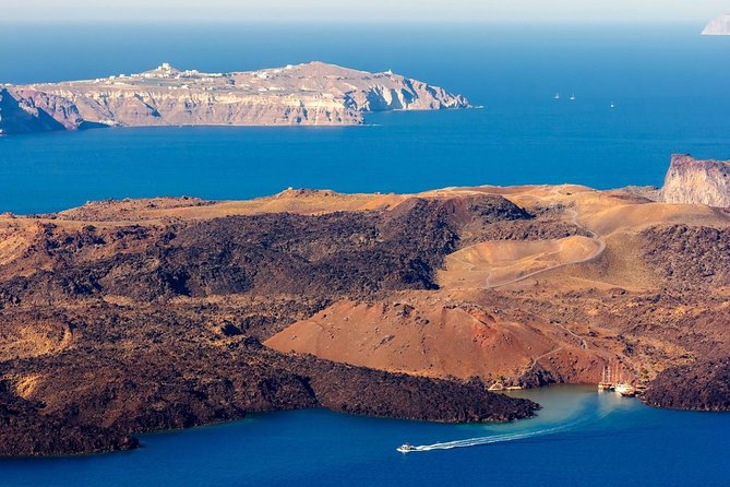 Santorini 30min Helicopter Tour - The 30-minute helicopter flight: the real reason to book