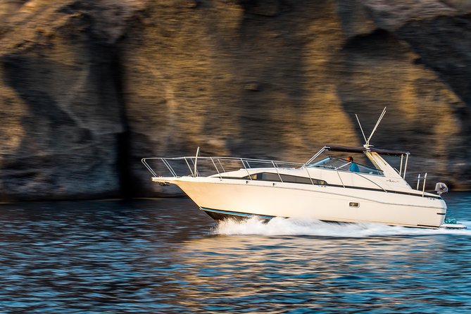Santorini 5 - Hours Private Day Or Sunset Cruise with Bbq and Drinks - Oia and Thirassia Island: Seeing the Iconic Sides of Santorini by Sea