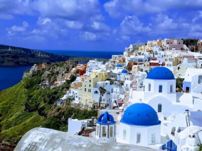 Santorini: 6-Hour Classic Panorama Private Tour - Getting picked up and starting with Oia’s blue-domed views
