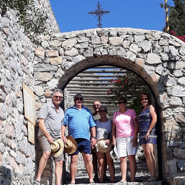 Santorini: 6-Hour Classic Panorama Private Tour - Guides who shape the day: from Marios to Gianni and Vasilis