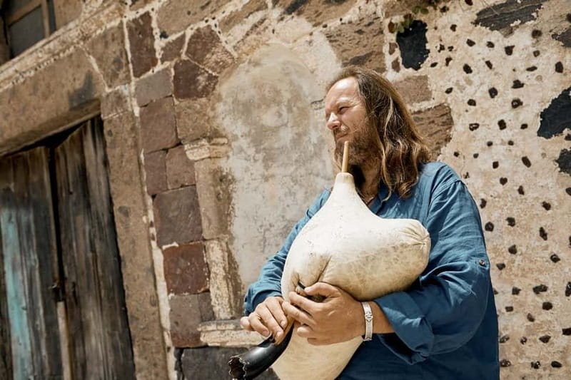 Santorini: A Mythical Musical Experience - Practical Tips for a Smooth 3–4 Hour Plan