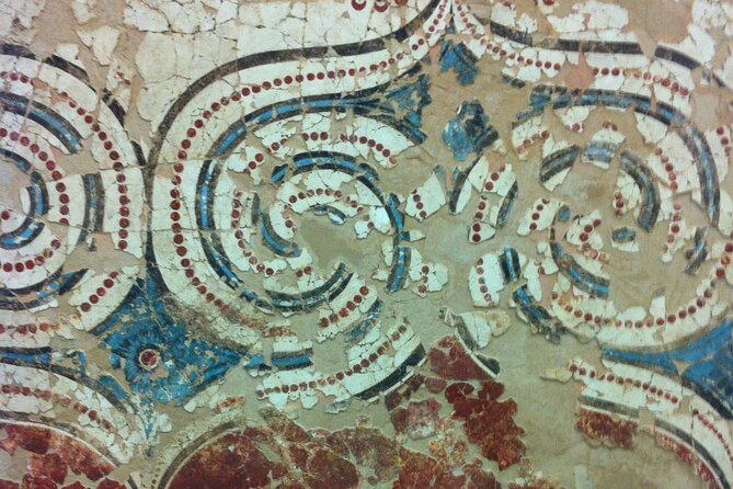 Santorini , Akrotiri tour by a licensed guide - Akrotiri: the Bronze Age city hidden under ash