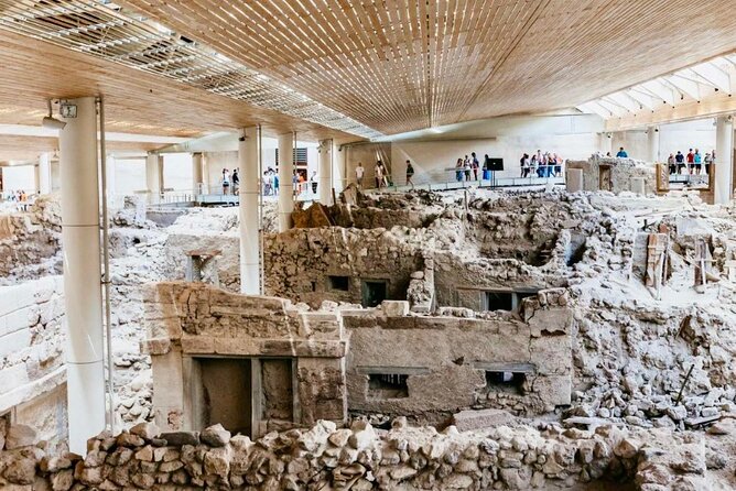 Santorini , Akrotiri tour by a licensed guide - Time, pacing, and what 1 hour 15 minutes really means