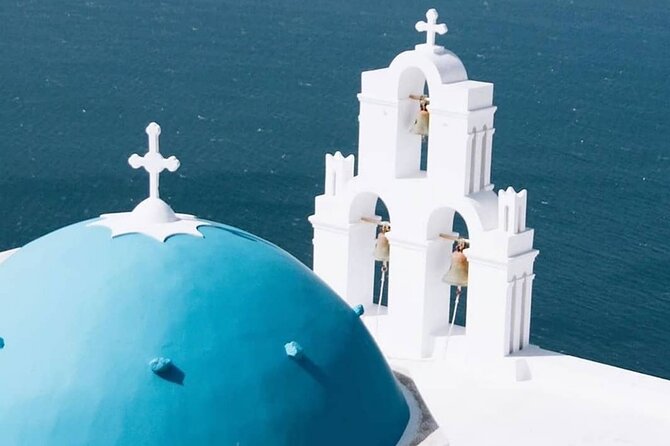 Santorini: Cable Car-Free & Stress-Free Private Island Tour - Getting from the old port to Athinios: the shared water taxi shortcut