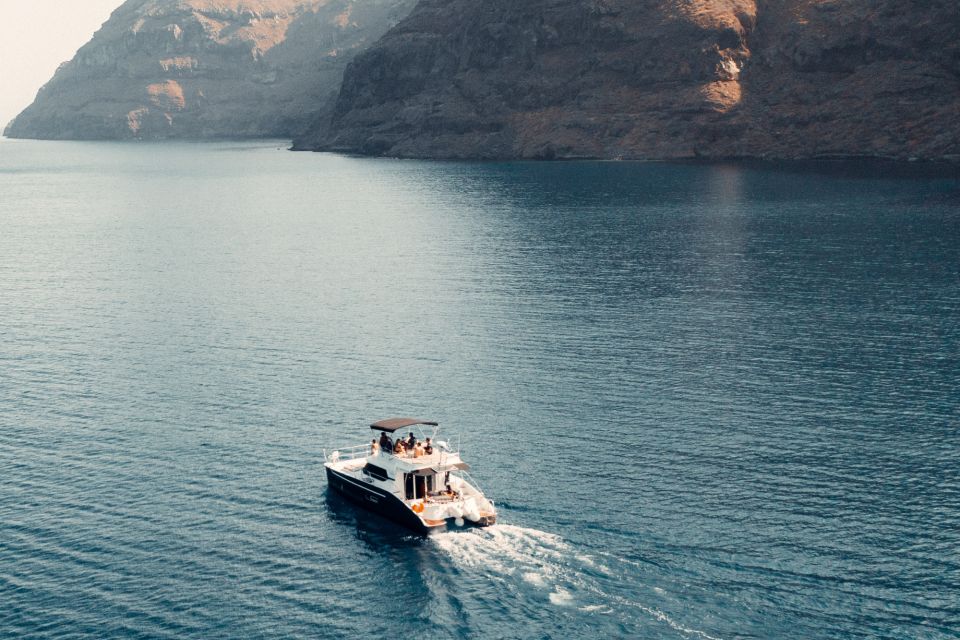 Santorini: Caldera Private Power Catamaran Cruise - Why this Santorini catamaran is worth the $172 price tag