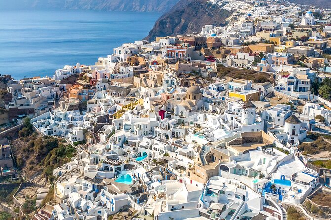 Santorini Chauffeur - Getting Picked Up and Dropped Off Where It Counts