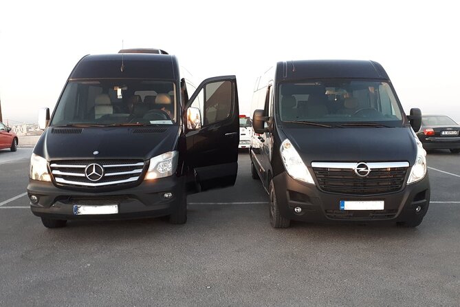 Santorini Chauffeur Services per Hour - What you can actually do with the car: build your own Santorini day