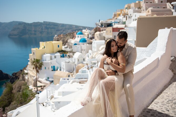 Santorini couple photoshoot with 50 edited photos! - Stop 1: The Famous Blue Dome Scene