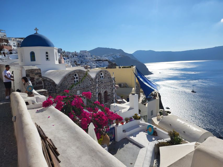 Santorini: Customizable Private Island Day Tour - Beaches in Contrasts: Black Sand, Red Rocks, and Vlychada Vibes