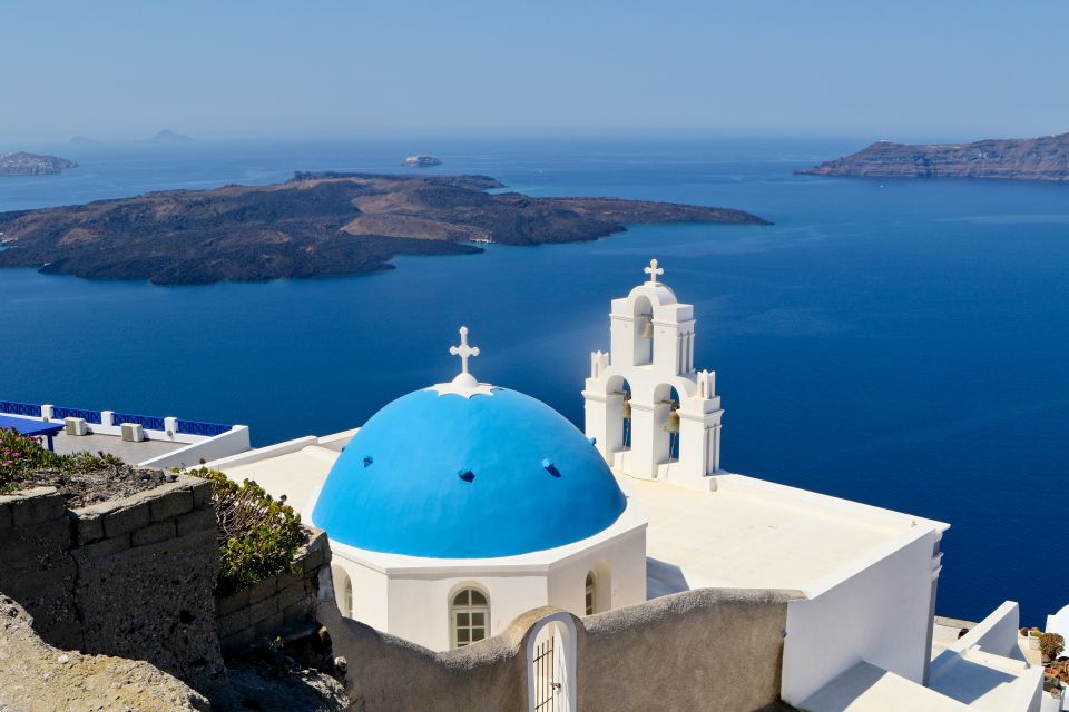 Santorini: Discover Santorini Private 6 hours tour - Volcanic Beaches: Black Beach and Red Beach in photo-and-walk mode
