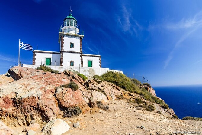 Santorini Essentials Full Day Private Tour - Akrotiri Lighthouse: panoramic views with a strong payoff for the time