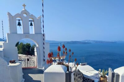 Santorini Essentials Half Day Private Sightseeing Tour - Akrotiri Archaeological Site: the Pompeii-style stop that actually adds context