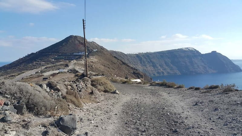 Santorini: Fira to Oia Caldera Hike with Guide - Who Should Book This Hike (And Who Should Skip It)