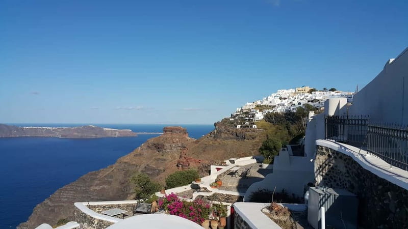 Santorini: Fira to Oia Caldera Hike with Guide - Why the Fira to Oia Caldera Walk Feels Different