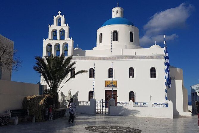 Santorini First-Time Guests Private Tour Sightseeing, excavetions & wine testing - Gavalas Winery: Four Volcanic Wines Per Person With Real Local Context