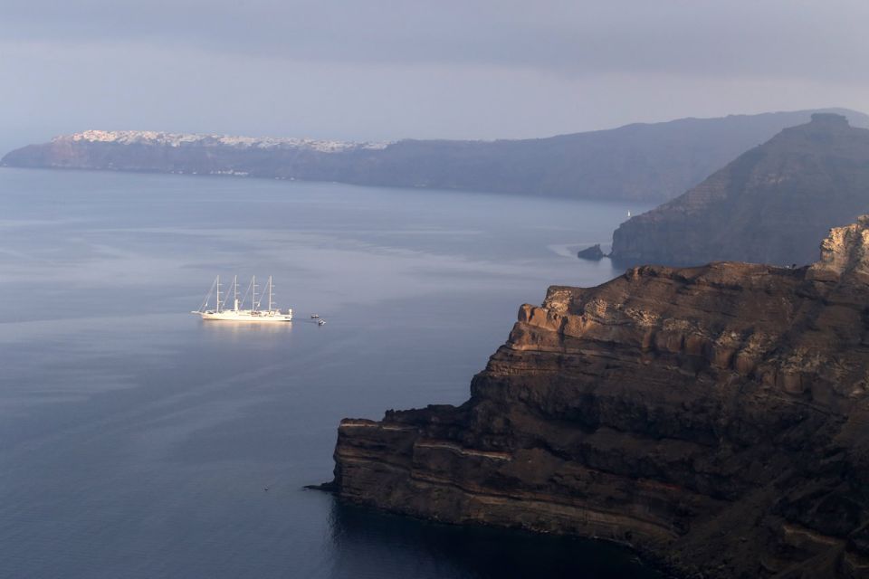 Santorini: Full-Day Small Group Tour - VIP minibus comfort and the small-group advantage