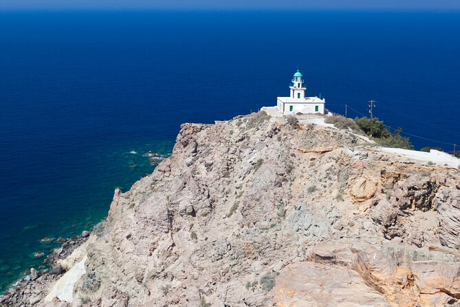 Santorini: Full Island Tour & Sunset with Local Guide & Pick-up - Akrotiri Lighthouse Views: The Paid Entry Detail to Know
