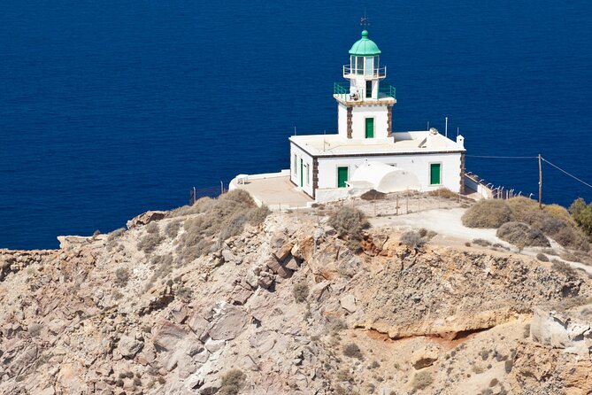 Santorini: Full Island Tour & Sunset with Local Guide & Pick-up - The Guides You Might Get (and What Their Style Does for You)