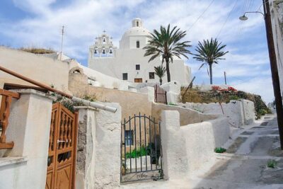 Santorini Highlights and Wine Tasting Private Tour - Imerovigli’s Blue Dome stop: the postcard hit, without the time sink