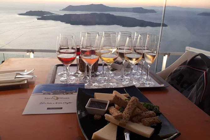 Santorini Highlights& Wine Tasting Private Tour - Perissa black sand beach: 1.5 hours that lets you actually breathe