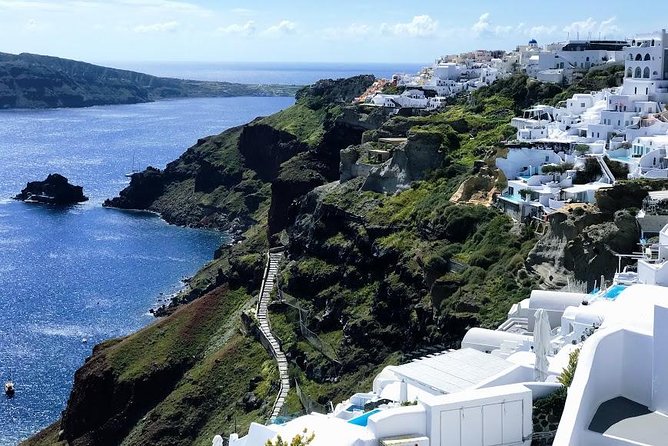 Santorini Hotel-Villas Transport & Transfer Services - Small-group service with enough space to feel human