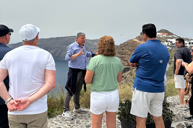 Santorini in 5 Hours: Oia, Traditional Villages, Black Beach - Finikia: The Caldera View With Breathing Room